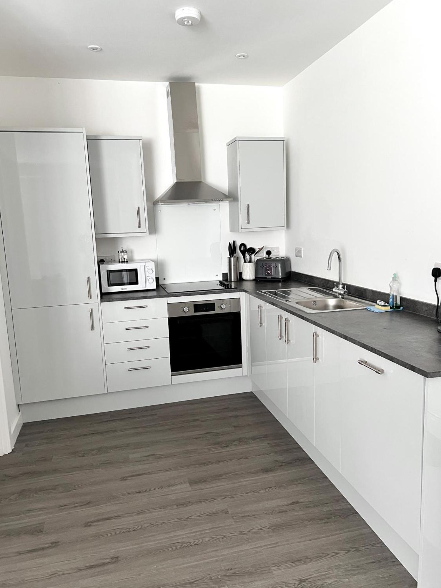 Ascot House Apartments Peterborough Exterior foto