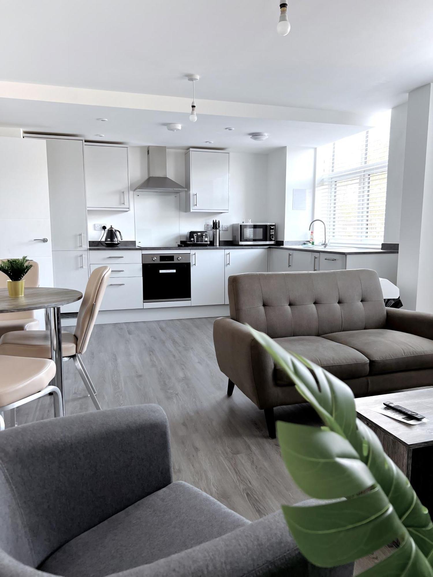 Ascot House Apartments Peterborough Exterior foto